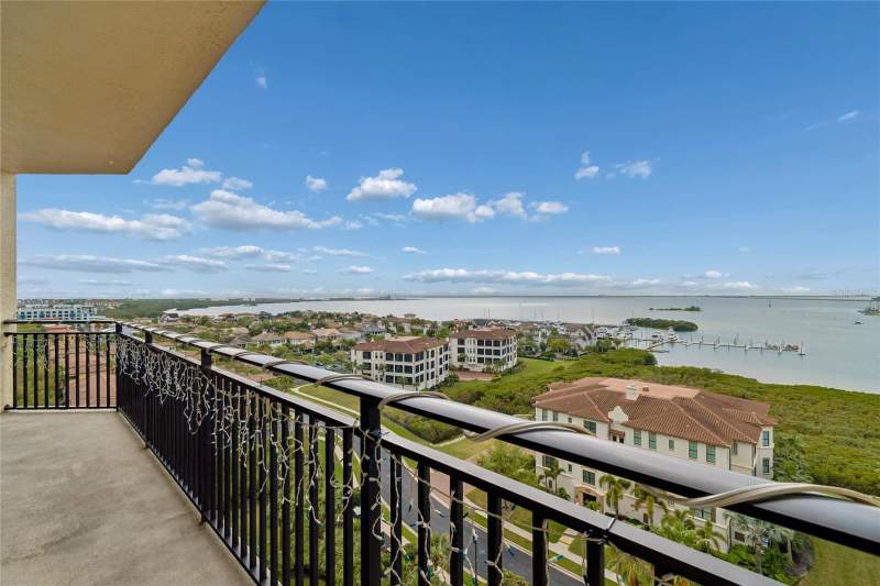 3 bedroom Condominium at 5823 Bowen Daniel Drive #1103, Castillo At Westshore Yacht Cl, Tampa — photo 4
