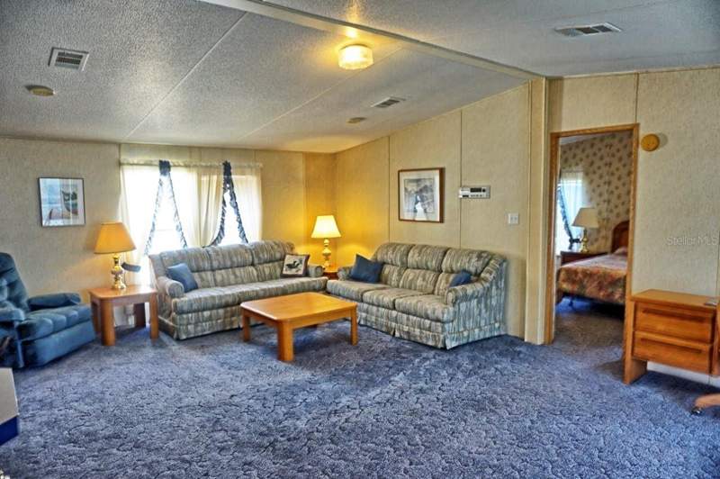2 bedroom Manufactured Home at 2016 Lake Linda Circle, Lake Linda Circle Cooperative, Lutz — photo 5