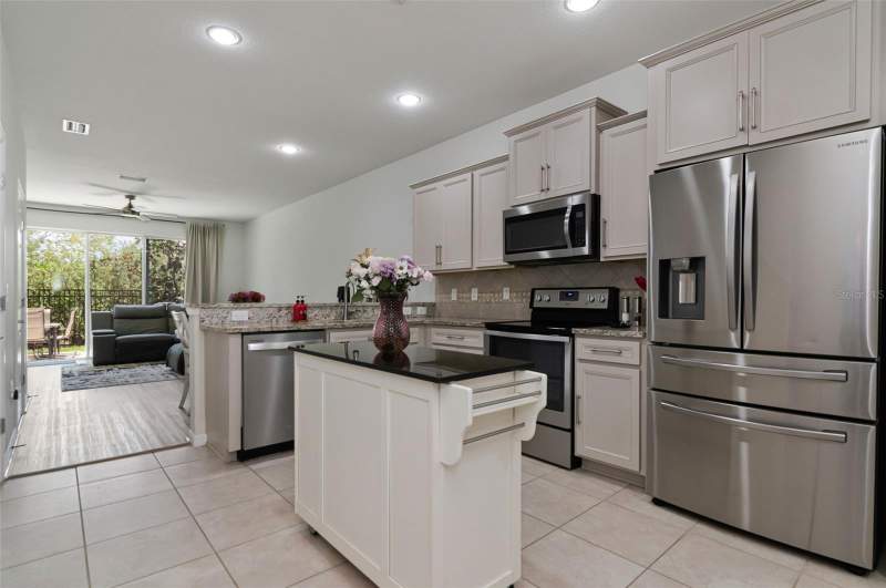 2 bedroom Townhouse at 9213 Hillcroft Drive, Magnolia Park Northeast Reside, Riverview — photo 2