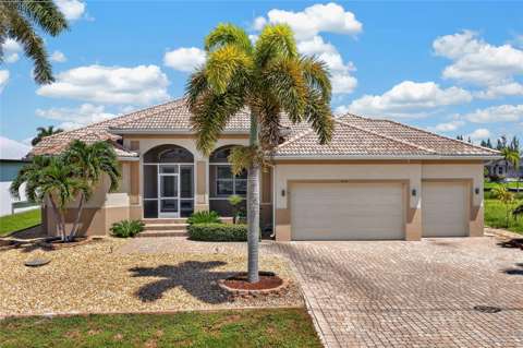 15140 Alsask Circle, home for sale in Port Charlotte 33981