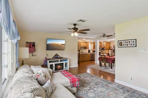 1247 S San Remo Avenue, Clearwater FL - photo 6 of 6