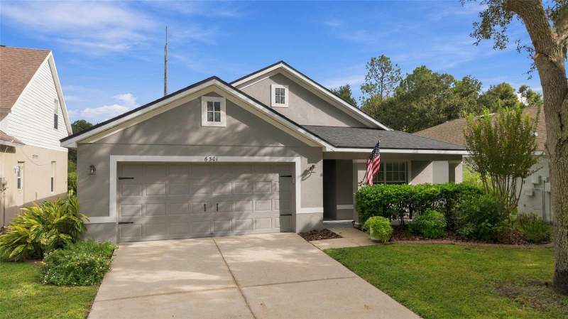 4 bedroom Single Family Residence at 6501 Bridgecrest Drive, Fishhawk Ranch Phase 2 Parcel Dd-1B/Dd-2/Ee-2, Lithia — photo 2