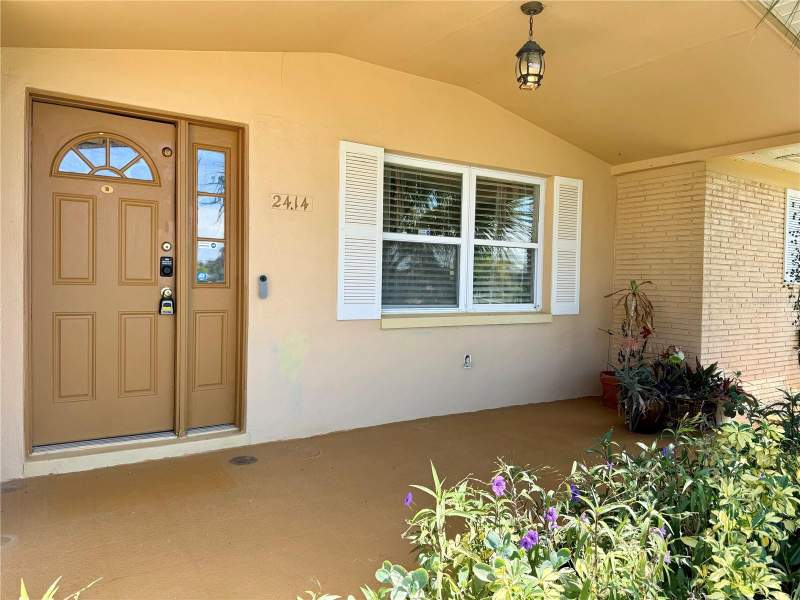 2 bedroom Single Family Residence at 2414 Tahitian Drive, Tahitian Homes, Holiday — photo 4