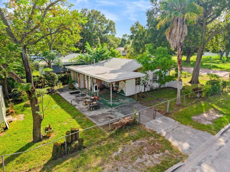 2 bedroom Single Family Residence at 800 40th Street, Dearmins Sub 4, St Petersburg — photo 5