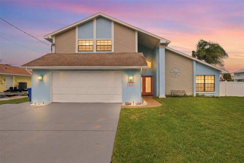 3 bedroom Single Family Residence at 4262 Paradise Circle, Gulf Coast Ret Unit 6, Hernando Beach — photo 1