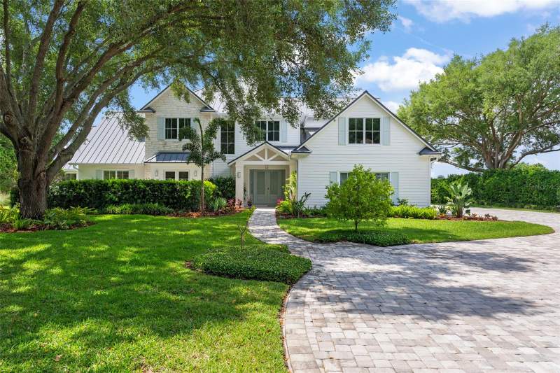 13542 SUNSET LAKES CIRCLE home for sale in Sunset Lakes