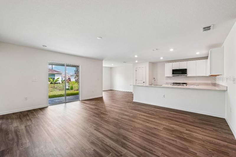 4 bedroom Single Family Residence at 122 Temuco Street, Punta Gorda Isles Section 20, Punta Gorda — photo 5