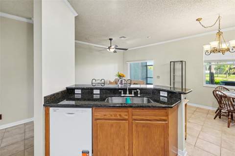 609 Vallance Way, St Petersburg FL - photo 10 of 30