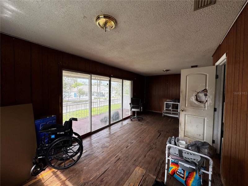4 bedroom Single Family Residence at 1307 HISTORIC GOLDSBORO BOULEVARD, SOUTH SANFORD, SANFORD — photo 5