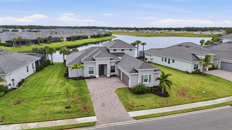 4 bedroom Single Family Residence at 25124 Redwood Court, Heritage Lndg Ph Ii-B, Punta Gorda — photo 2