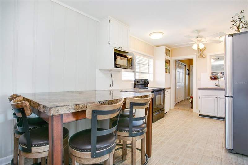 3 bedroom Single Family Residence at 3198 Tohopekaliga Drive, Kissimmee Park, Saint Cloud — photo 5