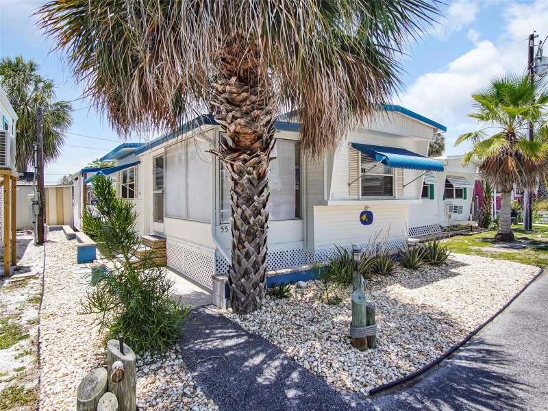 2 bedroom Mobile Home at 800 Chesapeake Drive #55, Chesapeake Point Co-Op Inc Unrec, Tarpon Springs — photo 2