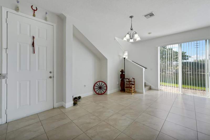 4 bedroom Townhouse at 4991 Alita Terrace, Battaglia, St Cloud — photo 4