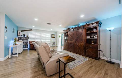 2174 Scotland Drive, Clearwater FL - photo 17 of 46