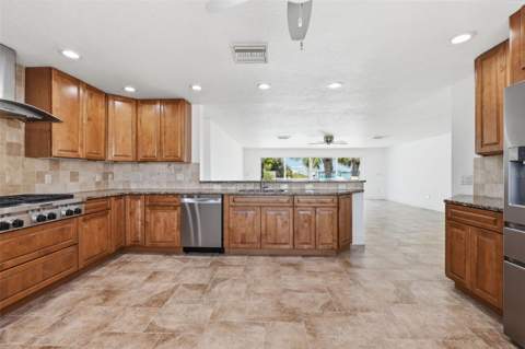 711 64th Avenue, St Pete Beach FL - photo 24 of 55