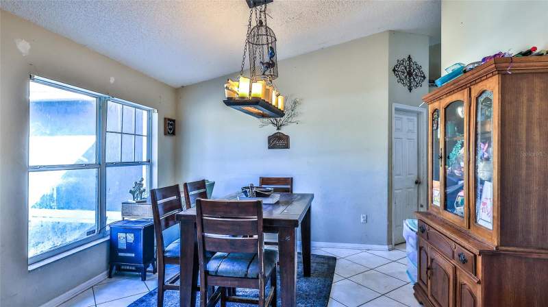 4 bedroom Single Family Residence at 3076 Sky Street, Deltona Lakes Un 43, Deltona — photo 3