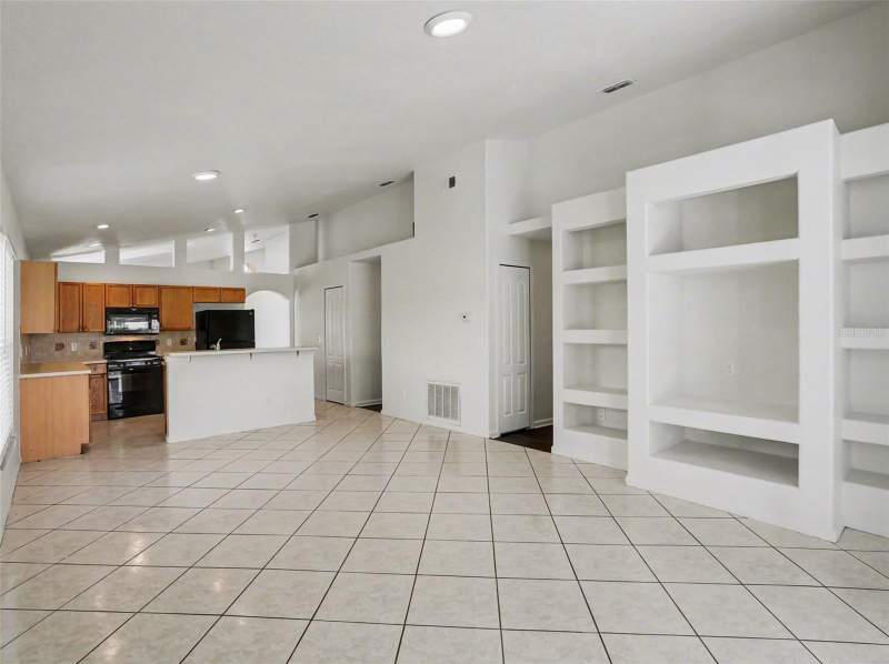 3 bedroom Single Family Residence at 2609 MEADOW OAKS LOOP, WESTON HILLS SUB, CLERMONT — photo 4