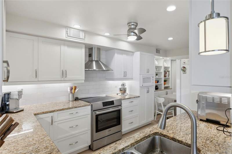 2 bedroom Condominium at 5729 Puerta Del Sol Boulevard #181, La Puerta Del Sol Condo, St Petersburg — photo 2