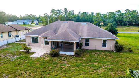 12036 Penguin Avenue, Weeki Wachee FL - photo 7 of 32