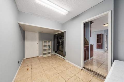 8810 Kensington Court, Kissimmee FL - photo 9 of 25