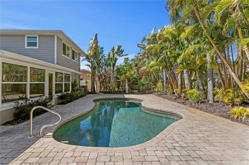 4 bedroom Single Family Residence at 6604 BLUE HERON DRIVE, PASADENA GOLF CLUB ESTATES SEC 4, ST PETERSBURG — photo 3