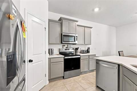8514 Bold Cypress Lane, Wesley Chapel FL - photo 15 of 48