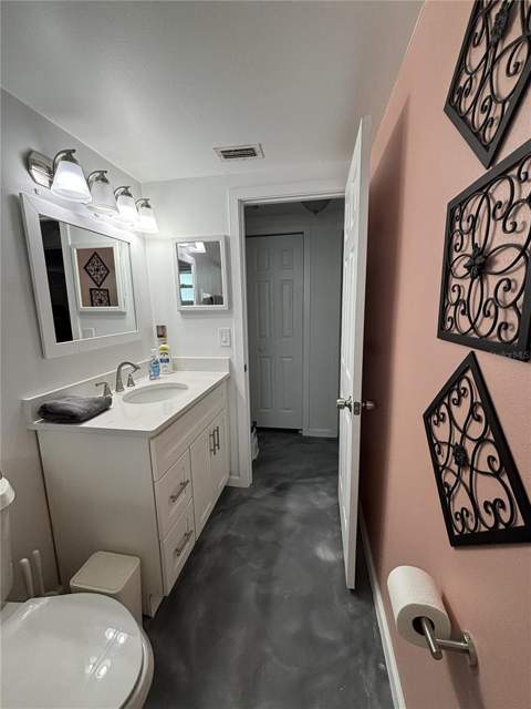 1002 Silver Palm Way, Apollo Beach FL - photo 18 of 27