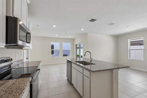 2700 Meadow Crest Drive, St Cloud FL - photo 10 of 31