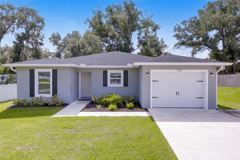 3 bedroom Single Family Residence at 330 W Elm Drive, Orange City Hills Unit 04, Orange City — photo 3