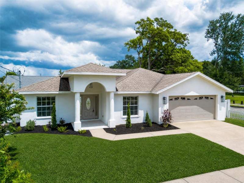 3 bedroom Single Family Residence at 2001 N Lincoln Avenue, Mac Farlane Park, Tampa — photo 2