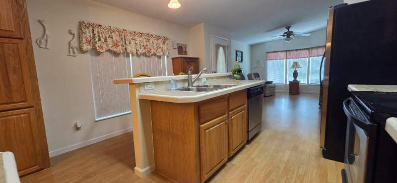 3 bedroom Manufactured Home at 37437 Gill Avenue, Grand Horizons Ph 02, Zephyrhills — photo 5