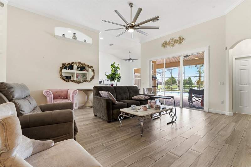 4 bedroom Single Family Residence at 1605 Marina Lake Drive, Ashley Cove Unit 1, Kissimmee — photo 4