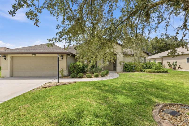 3 bedroom Single Family Residence at 27127 Stoney Brook Drive, Leesburg Legacy Of Leesburg Unit 07, Leesburg — photo 3