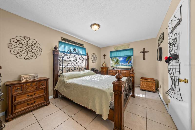 2 bedroom Single Family Residence at 2208 Gardenia Way, Camille Gardens 03, Lehigh Acres — photo 5