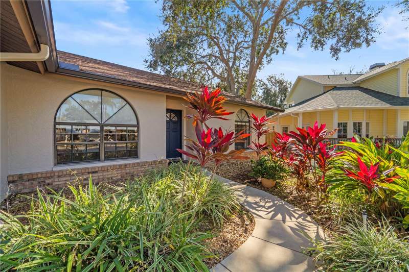 4 bedroom Single Family Residence at 1843 JUANITA COURT, ROSETREE OAKS UNIT II, CLEARWATER — photo 2