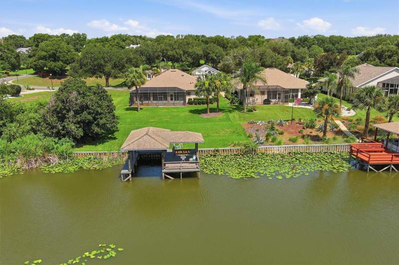 3 bedroom Single Family Residence at 6042 Landings Boulevard, Harbor Hills Pt Rep, Lady Lake — photo 2
