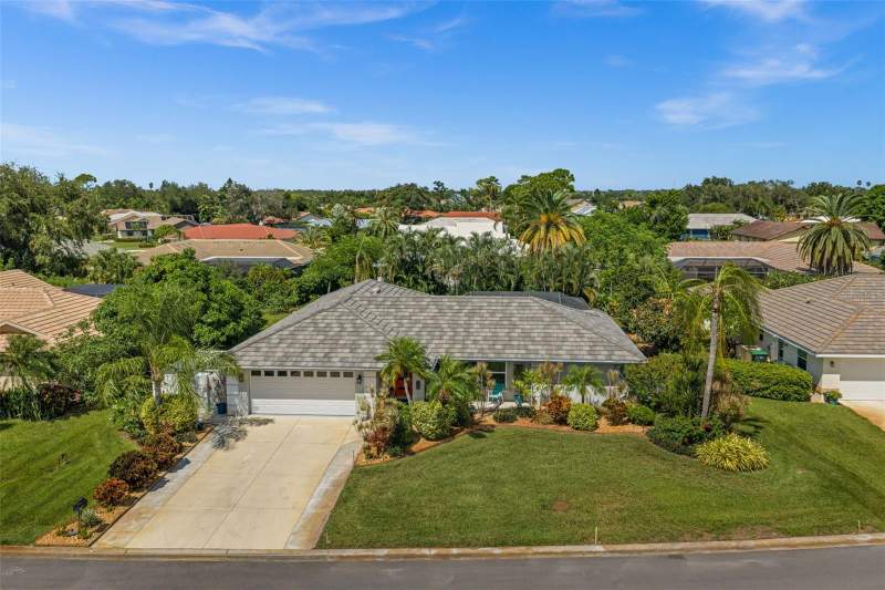 3 bedroom Single Family Residence at 518 Dover Drive, Englewood Isles Sub, Englewood — photo 2