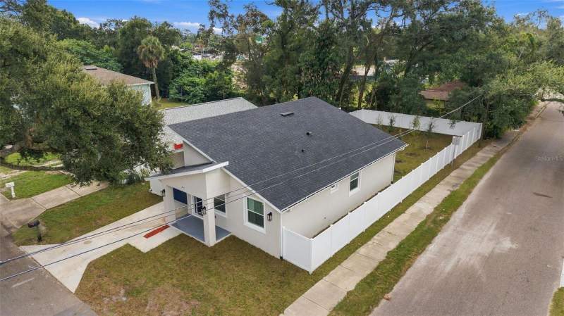 4 bedroom Single Family Residence at 3701 E Ida Street, Culver Subdivision, Tampa — photo 4