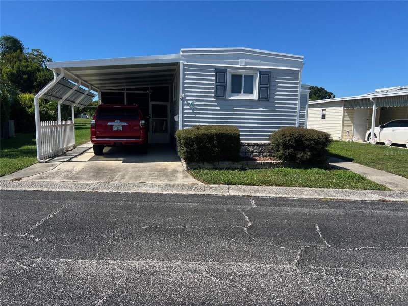 2 bedroom Mobile Home at 15 Thatch Palm Street, Largo, Largo — photo 2
