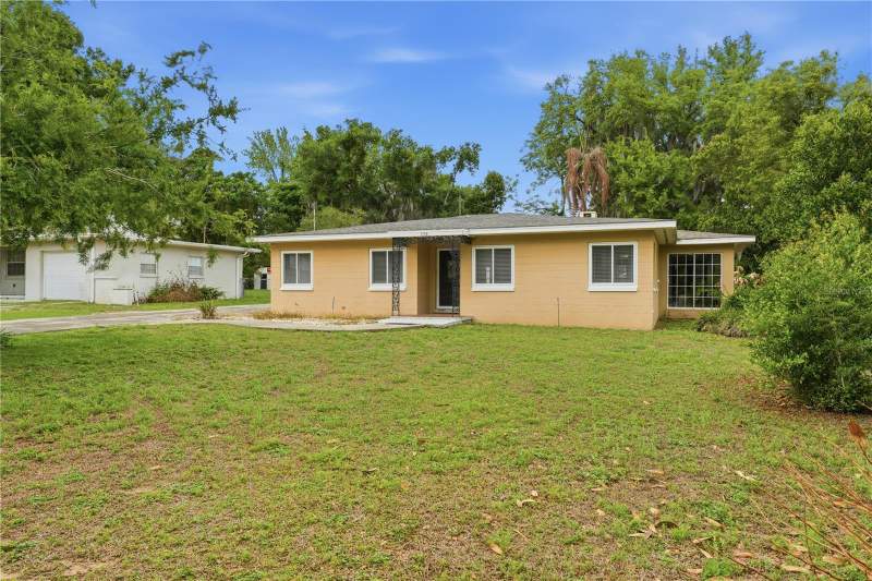 2 bedroom Single Family Residence at 126 E MAGNOLIA AVENUE, HOWEY EMERY HEIGHTS, HOWEY IN THE HILLS — photo 5