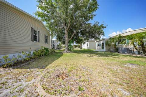 2100 Kings Hwy #206, Port Charlotte FL - photo 23 of 28