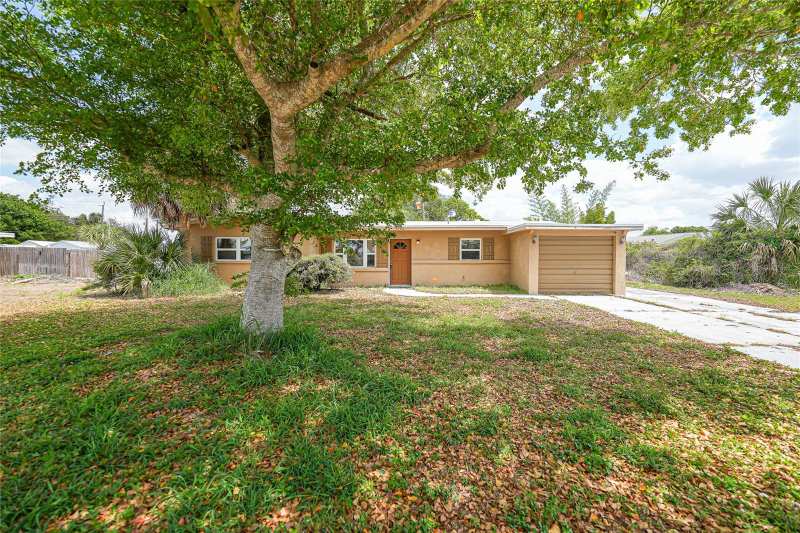 3 bedroom Single Family Residence at 3250 Santa Barbara Drive, Hrbr Heights, Punta Gorda — photo 1