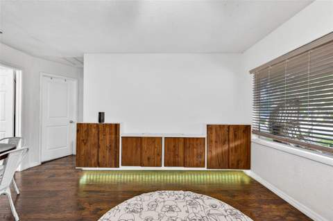 1318 W Rambla Street, Tampa FL - photo 10 of 35