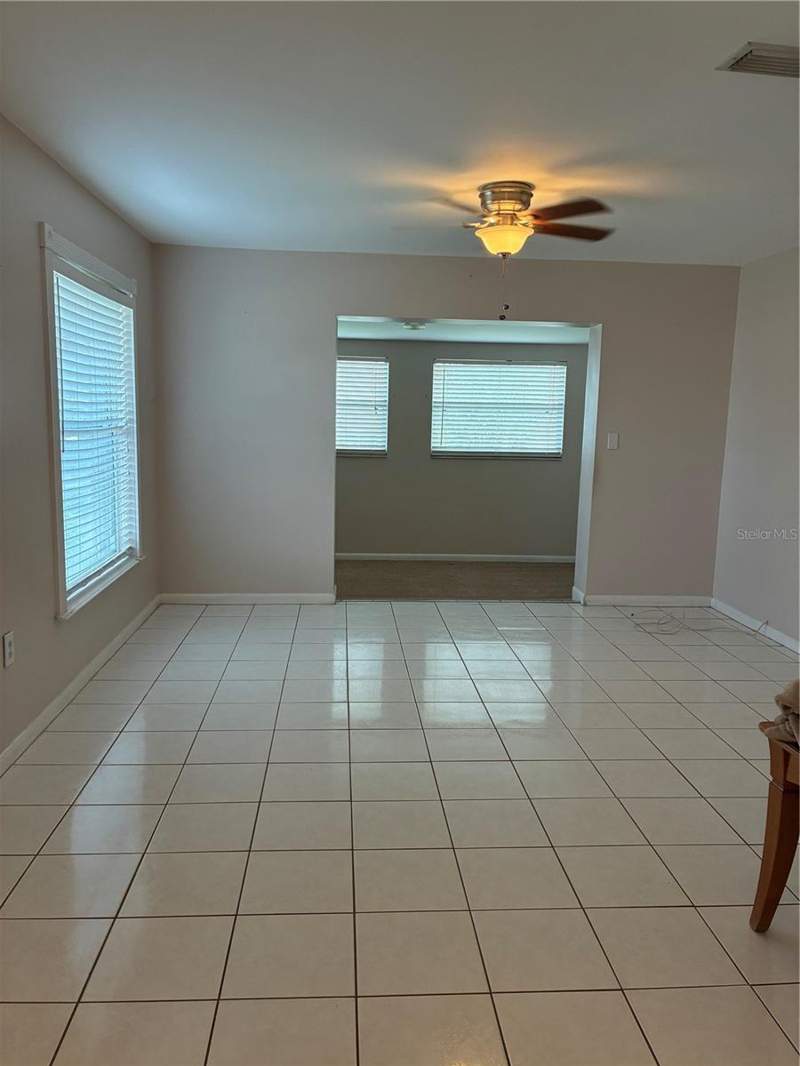 3 bedroom Single Family Residence at 7109 Limestone Lane, Clair Mel City Unit 10, Tampa — photo 3