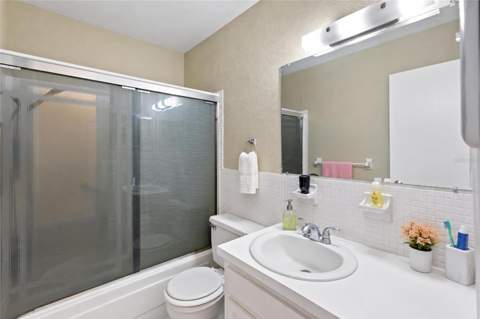 5875 18th Street #15, St Petersburg FL - photo 14 of 45