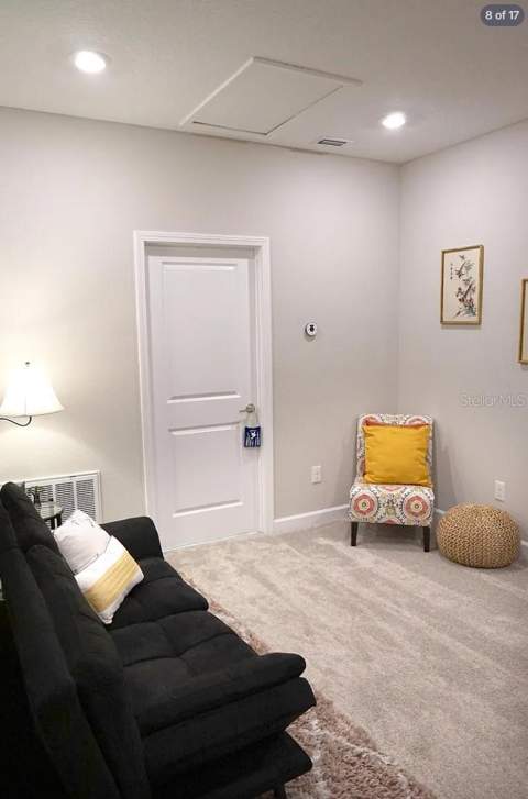 6834 Citrus Creek Lane, Tampa FL - photo 9 of 18