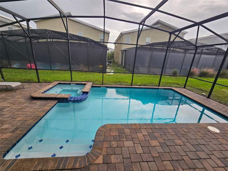 8 bedroom Single Family Residence at 4557 Target Boulevard, Cove At Storey Lake II, Kissimmee — photo 3