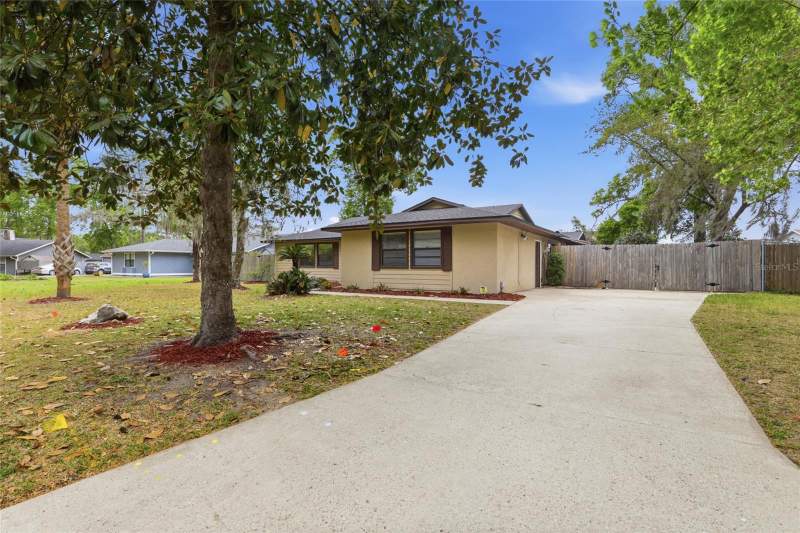 3 bedroom Single Family Residence at 7306 SW 17th Place, Pine Glade, Gainesville — photo 3
