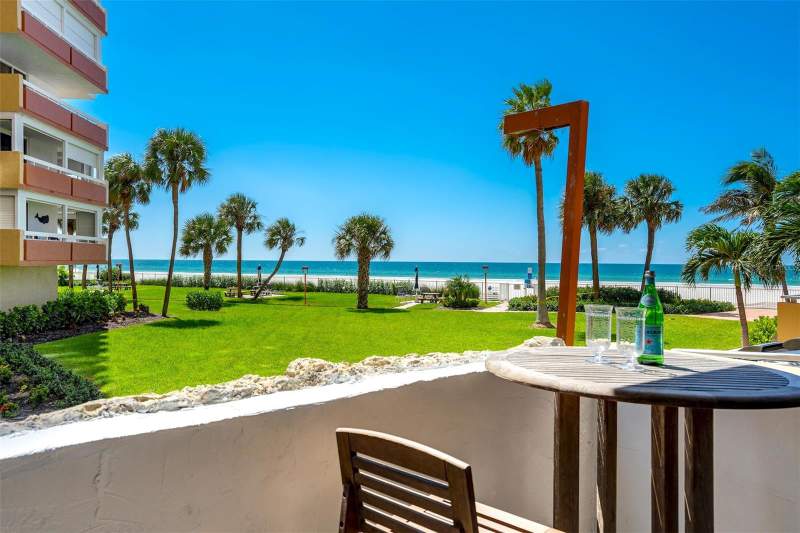1 bedroom Condominium at 17920 Gulf Boulevard #102, Redington Towers Bldg 2 Condo, Redington Shores — photo 3
