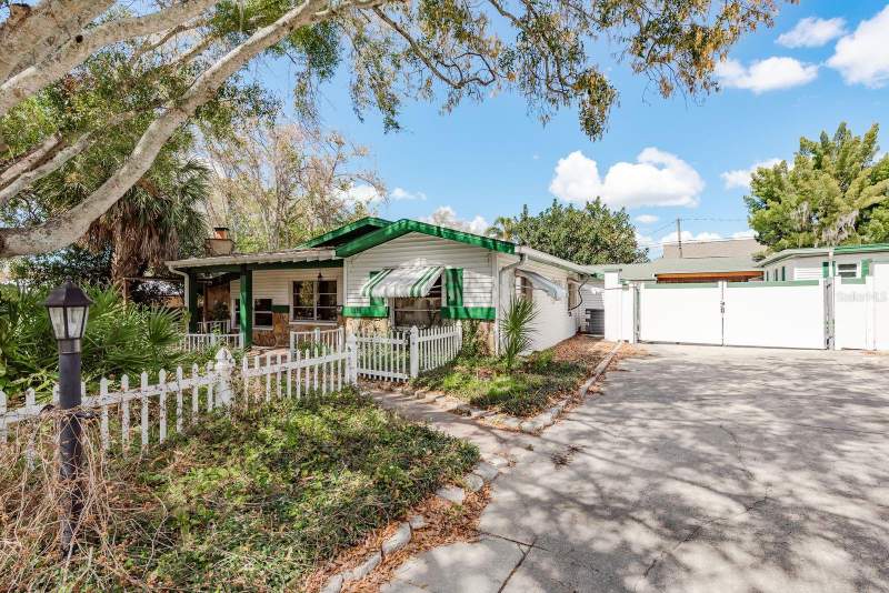 2 bedroom Single Family Residence at 1115 Pennsylvania Avenue, Palm Harbor Estates, Palm Harbor — photo 2